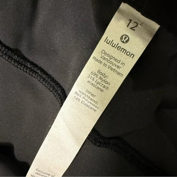 Lululemon On The Fly 7/8 Pant Women Black Camo Relaxed Fit Drawstring Waist - Picture 7 of 7